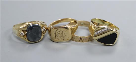 Two 9ct gold rings including a signet ring and two other 9ct rings.